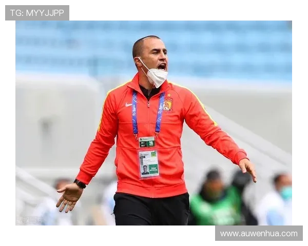 今日趣图：卡纳瓦罗幽默吐槽植发效果难以持久引发网友热议